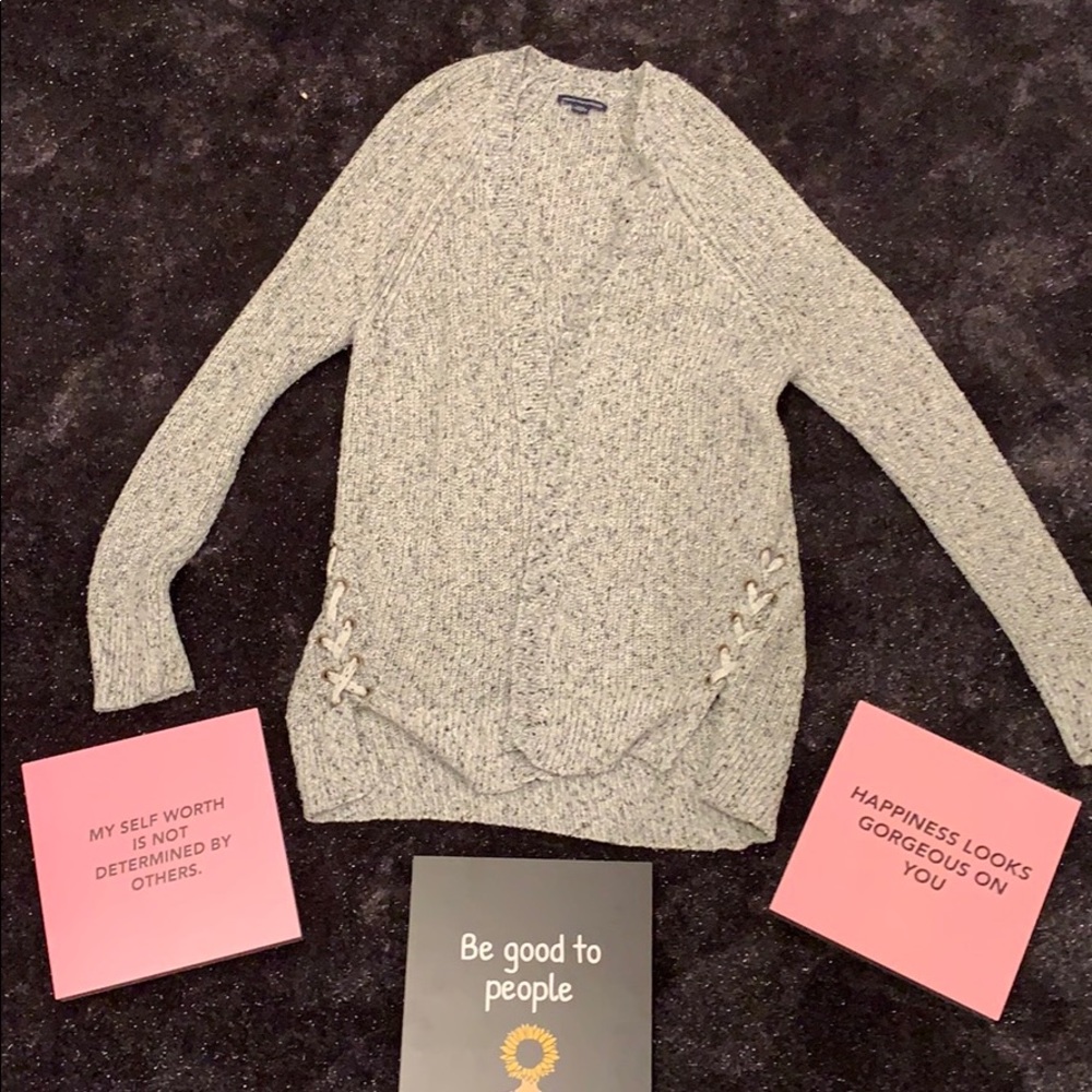 American Eagle cardigan